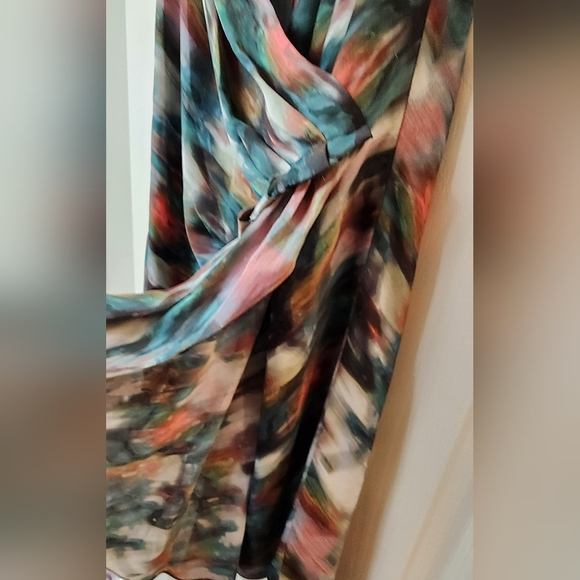 Rachel Roy Brush Strokes Dress Size M-L LIKE NEW Pleated - Picture 3 of 9